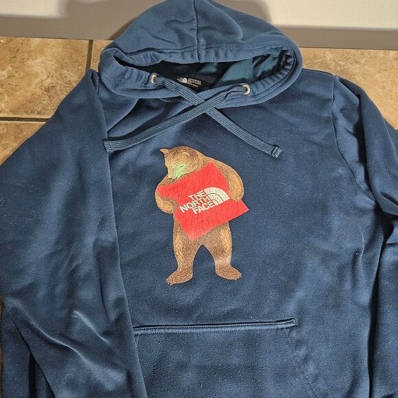 North Face 3 Fish Studio Vintage Hooded Bear Sweatshirt Size M - Picture 1 of 3